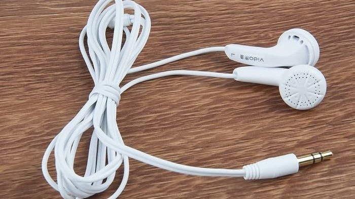 5 Tips Ampuh Merawat Headset Kabel Agar Tidak Cepat Rusak