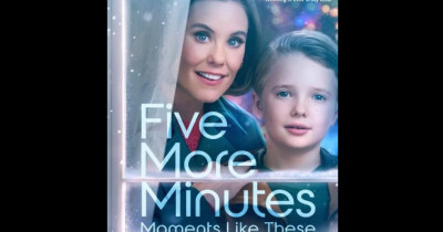 ﻿Sinopsis Film Five More Minutes: Moments Like These (2022)