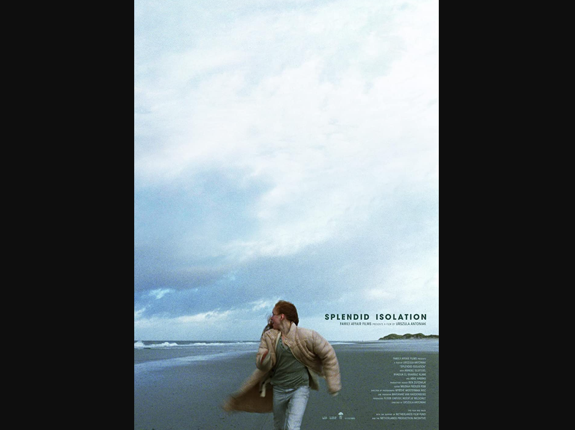 Sinopsis Film Splendid Isolation (2022):  Sepasang Kekasih yang Terdampar di Sebuah Pulau