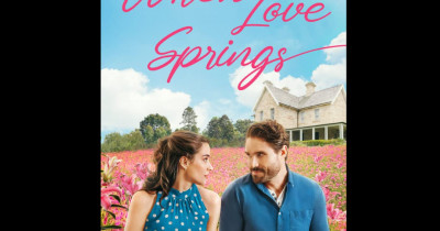 Sinopsis Film When Love Springs (2023): Pacaran Palsu, Eh Jatuh Cinta