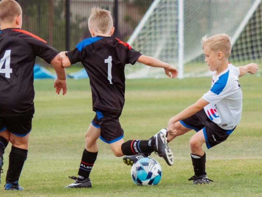 7 Manfaat Sepak Bola Untuk Anak dalam Berolahraga