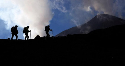 Kumpulan Kata-Kata Caption Pendaki Gunung yang Bijak dan Romantis