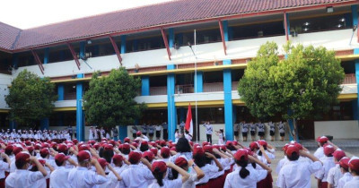 10 Lagu Perpisahan Kelas 6 Menyentuh Hati, Mudah Dihapal!