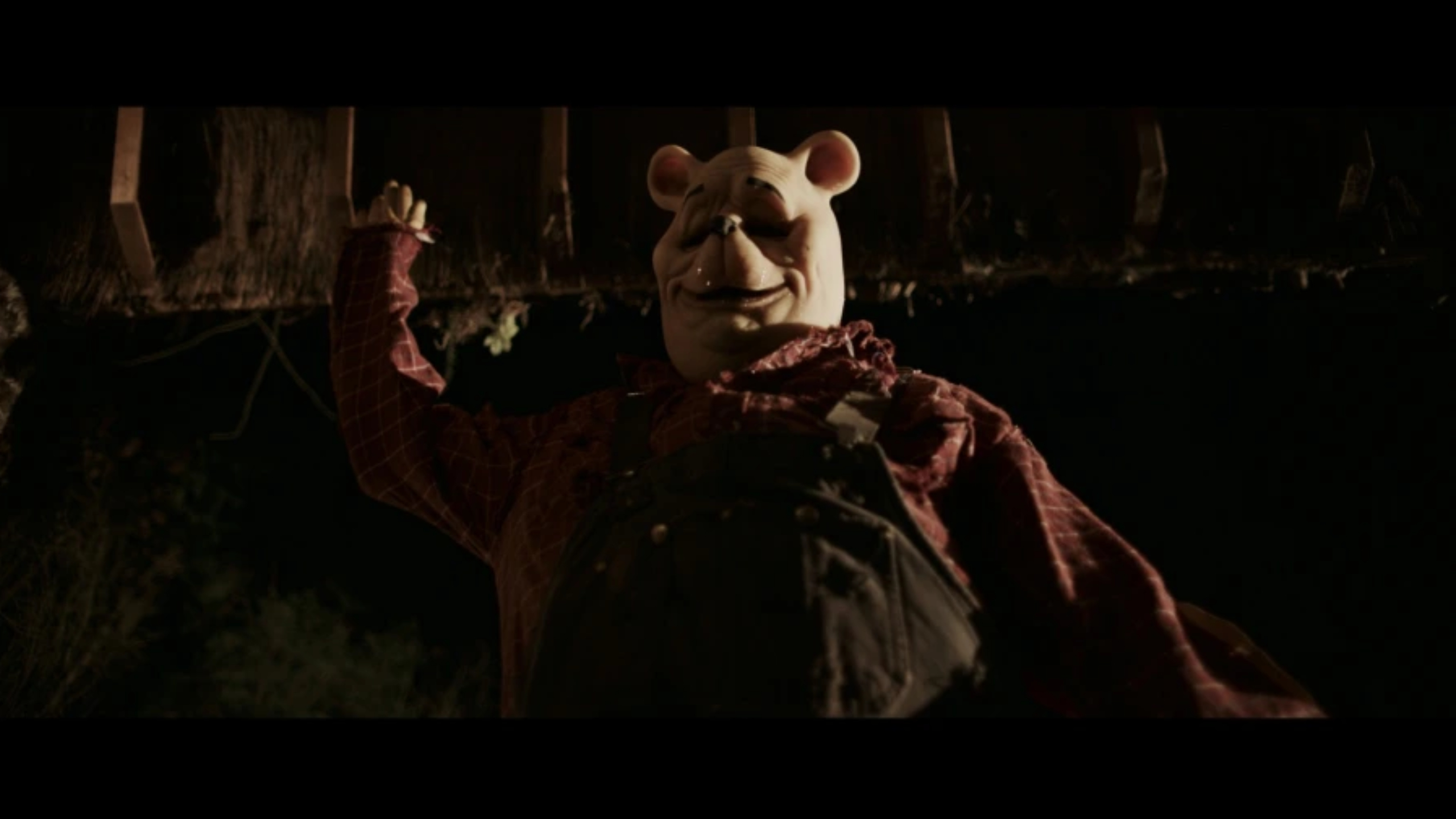 Sinopsis Film Winnie the Pooh: Blood and Honey (2023): Bukan Film Menggemaskan