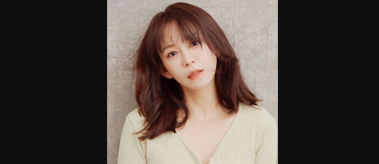 Profil Shim Yi-Young, Pemeran Sosok Han Soo-Young di Drakor XX+XY