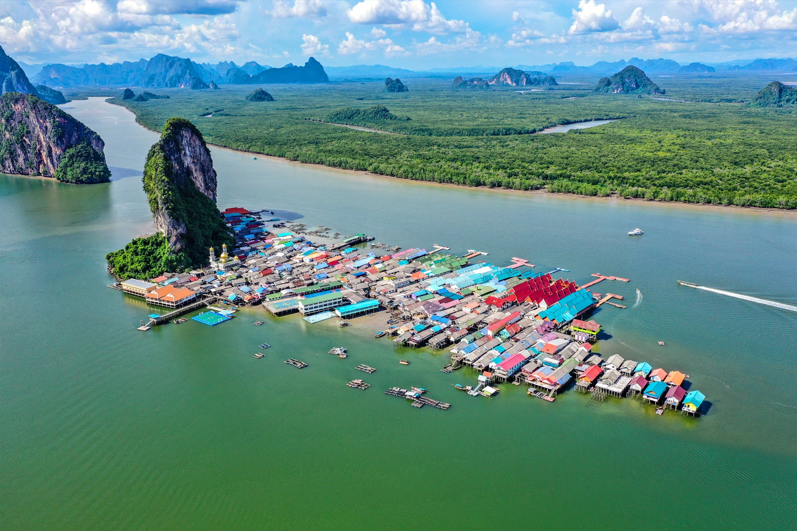 Koh Panyee: Desa Musilm di Thailand yang Ditemukan Orang Jawa