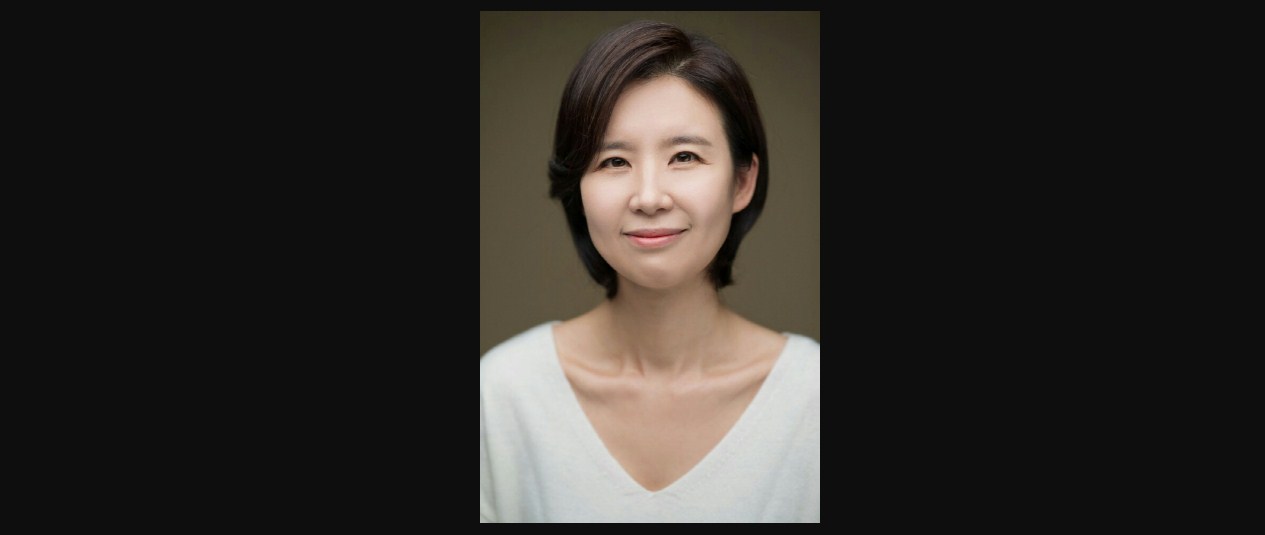 Profil Lee Ji-Hyun, Pemeran Guru Hwang Jung-Sook di Green Mothers Club