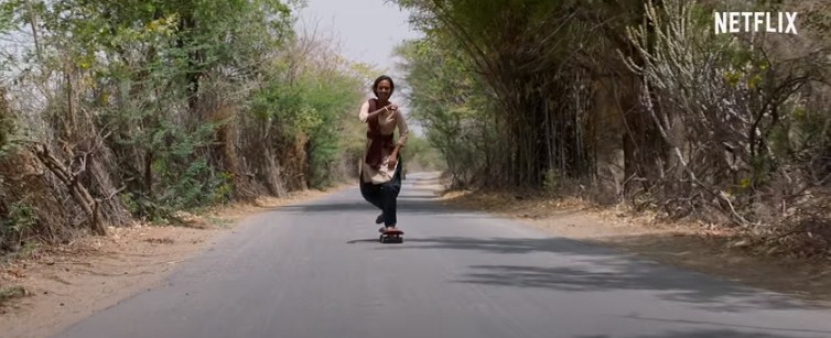 ﻿Sinopsis Film Skater Girl (2021): Prerna 'Sang Skater Girl' yang Lari dari Acara Pernikahan
