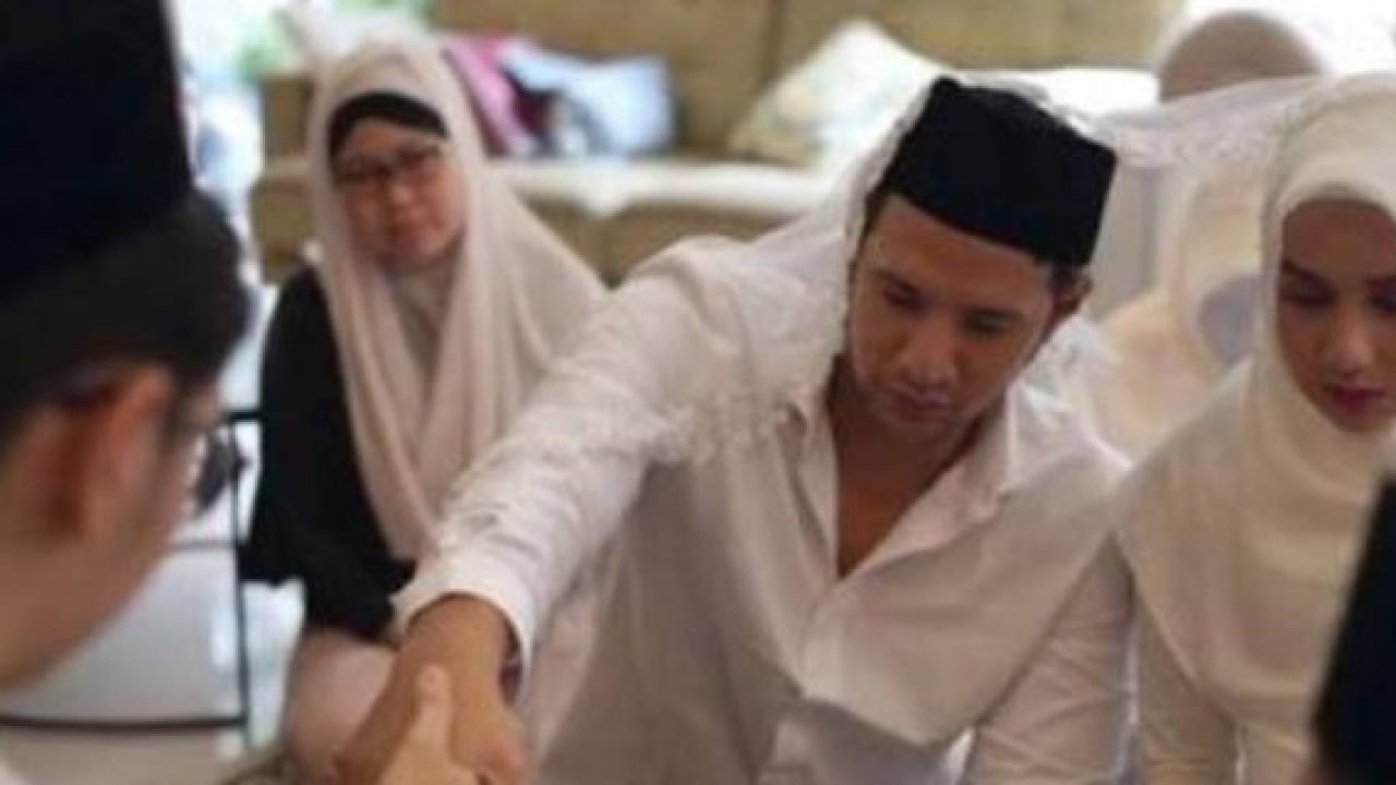 Perbedaan nikah siri dan nikah secara agama?