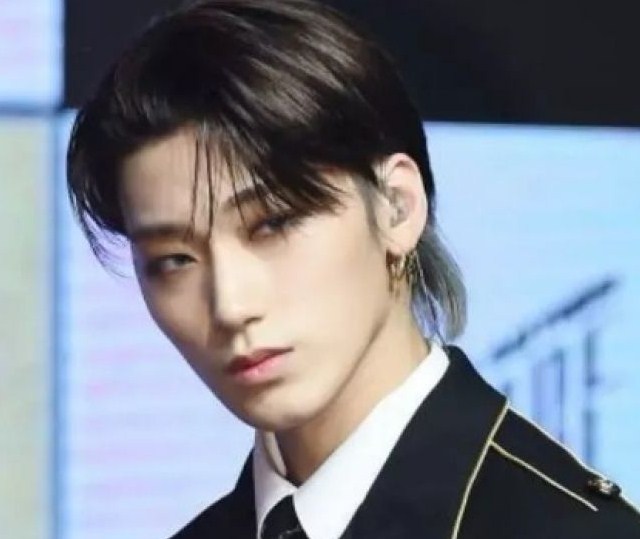 Foto Terbaru San, Member ATEEZ yang Imut dan Menggemaskan