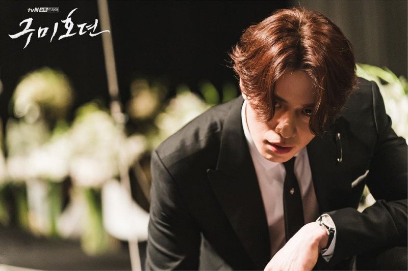 Lee Dong Wook kembali sebagai Lee Yeon di Teaser pertama untuk tvN 'Tale of the Nine Tailed, 1938'