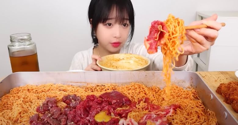 YouTuber Mukbang Terkenal, Tzuyang, Akhirnya Ungkap Berat Badan dan Kondisi Kesehatannya