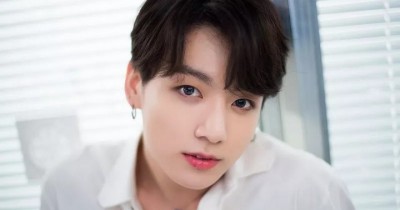 Daftar Nama Koleksi Sepatu Jungkook Lengkap Beserta Harganya, Kira-kira Seberapa Mahal Ya?