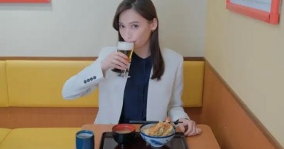 Sinopsis Drama Enjoy Drinking Alone (2021): Wanita Cantik yang Suka Minum Alkohol Sendirian