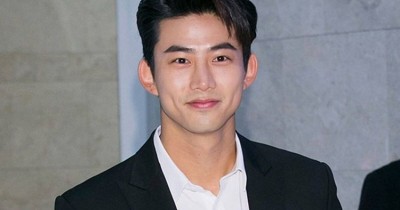 Dapat Surat dari Penggemar, Taecyeon 2PM Kaget Lihat Bercak Menstruasi di Dalamnya