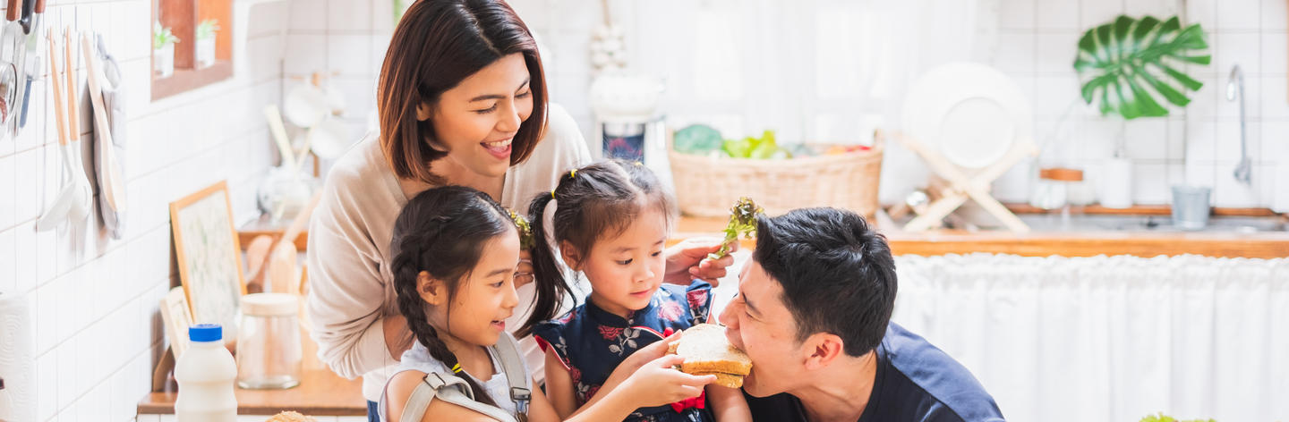 Cara membuat Suami 'Pengen Terus' Berhubungan Badan dengan Istri