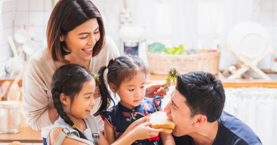 Cara membuat Suami 'Pengen Terus' Berhubungan Badan dengan Istri