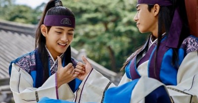 BTS V Dapat Tawaran Akting, Coba Bandingkan dengan Bayaran Kim Soo Hyun