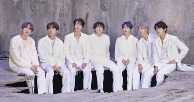 Kalung Terbaru BTS Kolaborasi Bareng Stonehenge