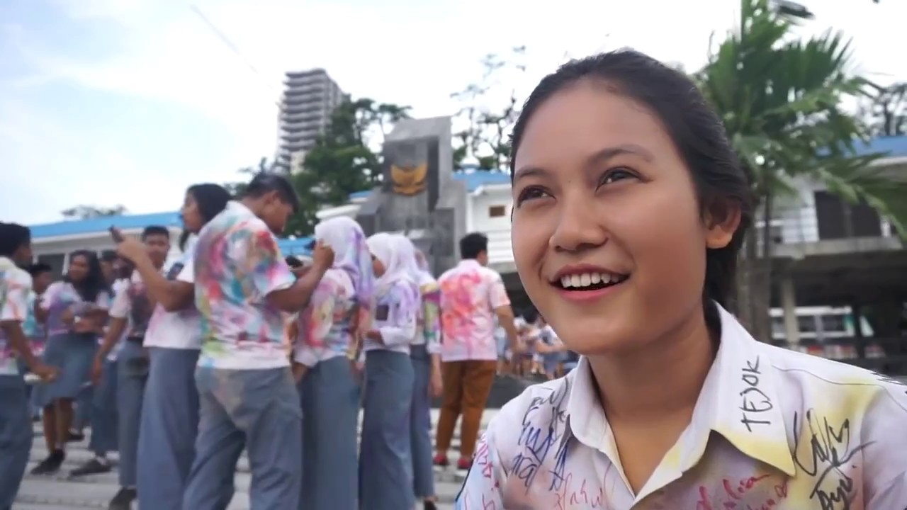 Daftar SMA dengan Siswi paling Cantik di Indonesia