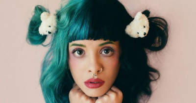 Lirik Lagu Melanie Martinez - DEATH dan Terjemahan