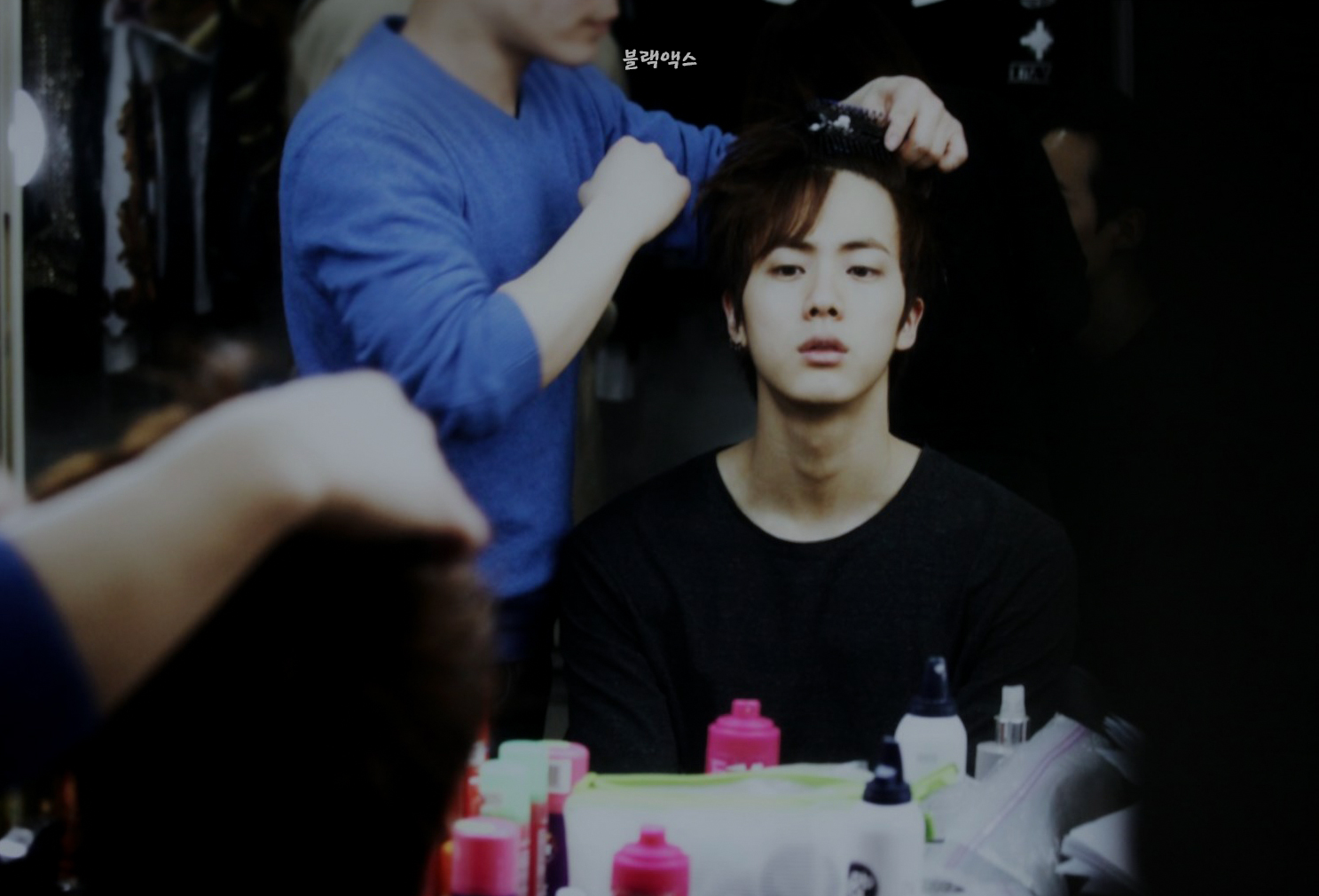 Foto-foto BTS Exhibition MOTS ON:E