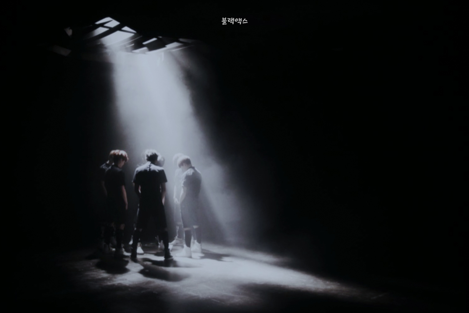 Foto-foto BTS Exhibition MOTS ON:E