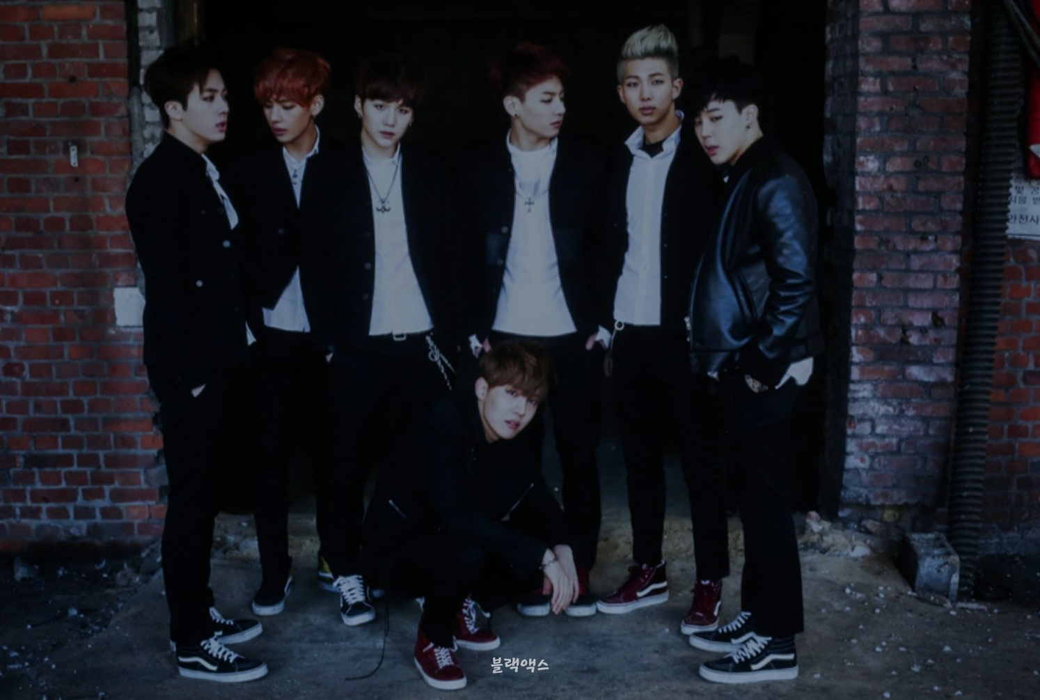 Foto-foto BTS Exhibition MOTS ON:E