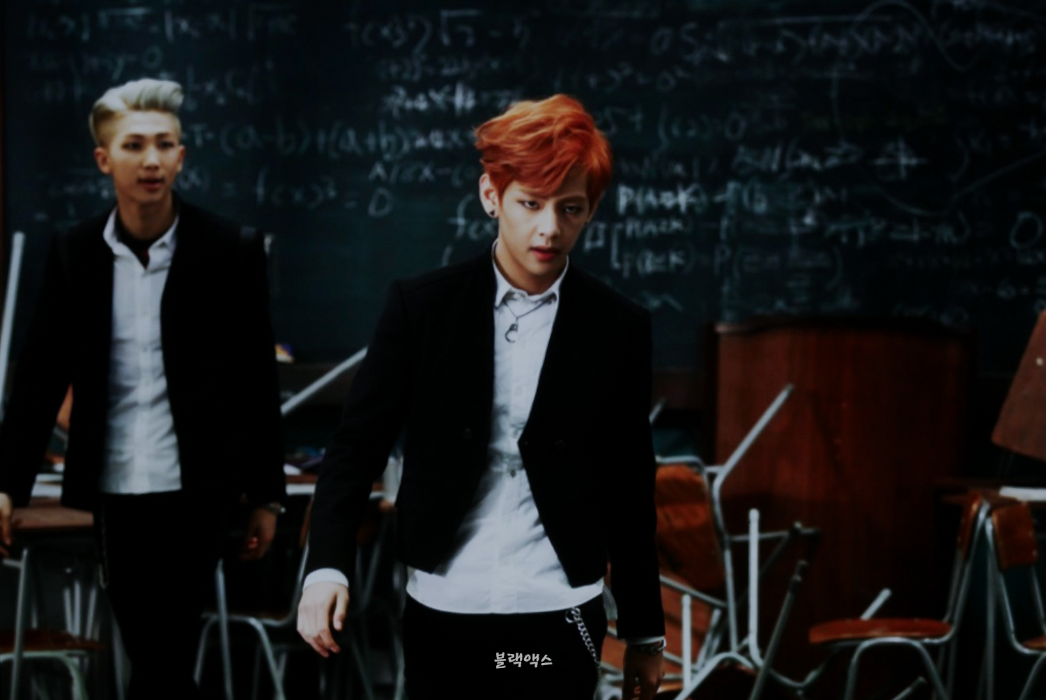 Foto-foto BTS Exhibition MOTS ON:E