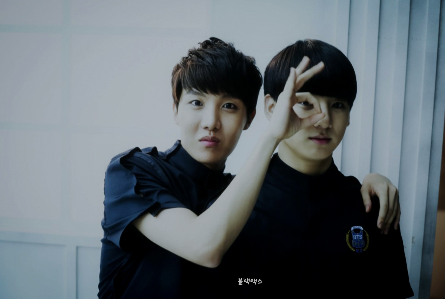 Foto-foto BTS Exhibition MOTS ON:E