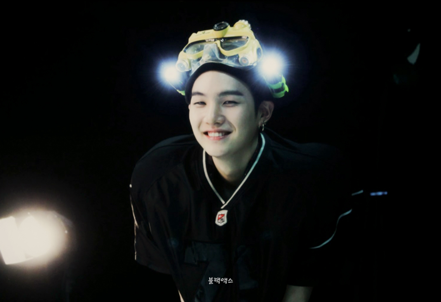 Foto-foto BTS Exhibition MOTS ON:E