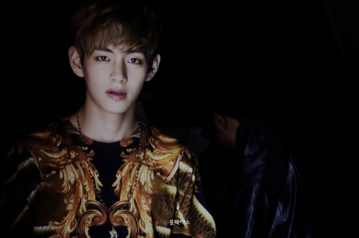 Foto-foto BTS Exhibition MOTS ON:E