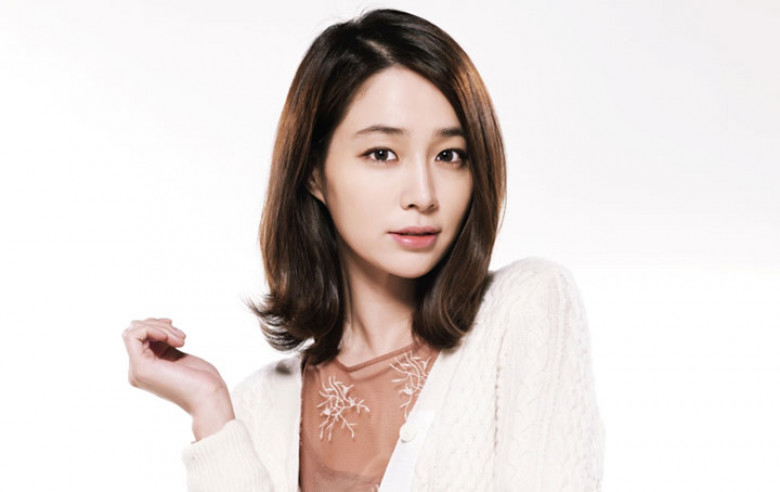 Profil dan 5 Fakta Lee Min-jung Pemeran Drama Korea 'Once Again'